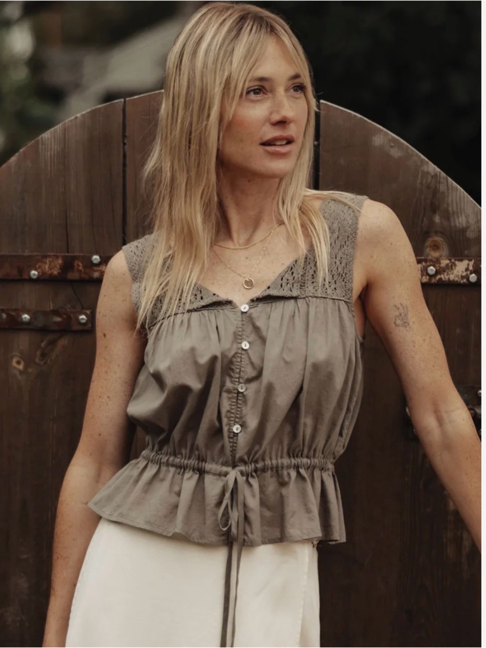 NWT The Normal Brand
Juliet Lace-Trim Sleeveless Button Front Tank